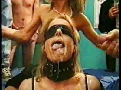 MILF mit großem Hintern und reife frauen pornos Möpsen beim Sex