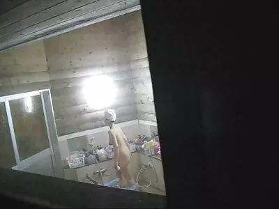 So hübsche leabianische Frauen machen Awezone Sex-Spaß-Video, meine Freunde, genießen Sie sexfilme mit frauen ab 40