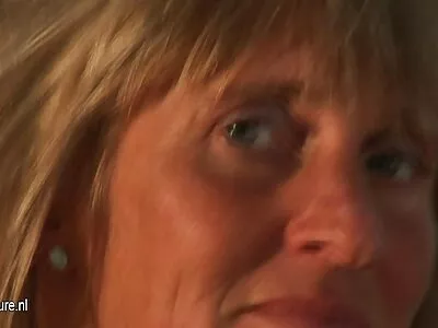 Lässiger Sex mit reife oma dem süßesten Teeny