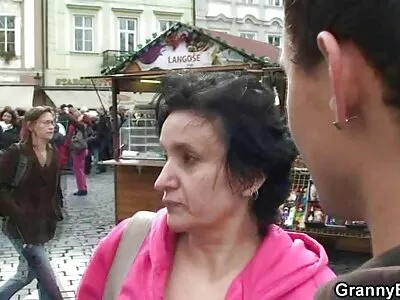 Ich liebe es, ihre reife frauen free porn Muschi zu ficken